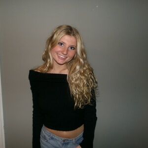 Meet your Posher, Chaeli